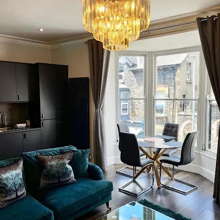 Διαμέρισμα Bijou Boutique Luxury One And Two Bedroom Apartments, Location,parking